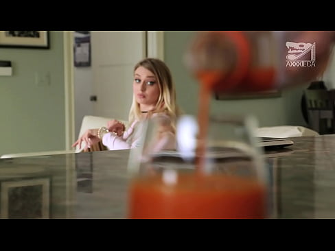 ❤️ Heet meisje met grote tieten en strak poesje krijgt lul van loser, maar heel hard Porno vk at nl.ttsex.ru ❤