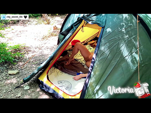 ❤️ Gefilmd op camera Gepassioneerd aftrekken Vreemdeling in een tent Porno vk at nl.ttsex.ru ❤