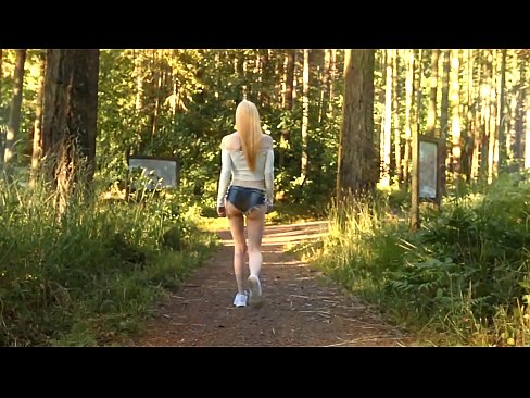 ❤️ Mooie vrouw beweegt langzaam, geen naakt video Porno vk at nl.ttsex.ru ❤
